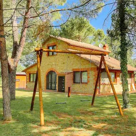 Colours And Scents From Tuscany Await You In This Wonderful
