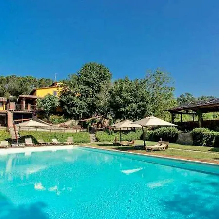 Colours And Scents From Tuscany Await You In This Wonderful * טרנובה ברצ'וליני